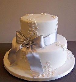 Beautiful Anniversary Cake