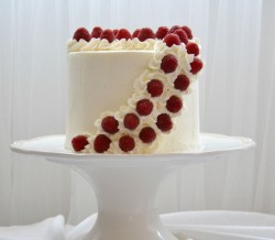 Cake with Raspberry