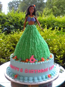 Hawaiian Barbie Cake