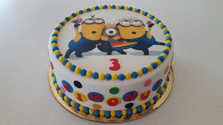 Minion Birthday Cake