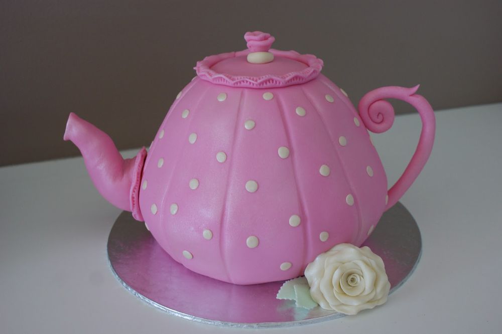 Pink Teapot cake