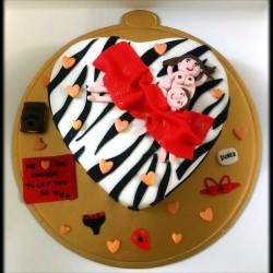 Zebra Hen party Cake