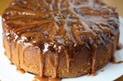 Apple Cake With Caramel