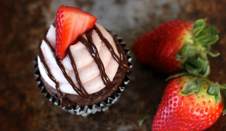 Chocolate Strawberry Cupcake