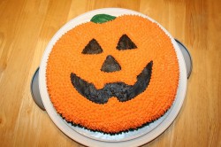 Smiling Pumpkin Cake