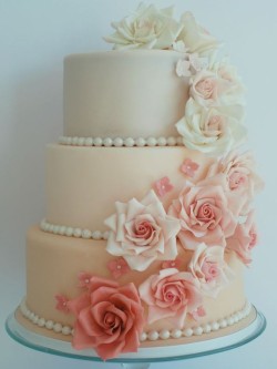 Wedding Cake with Roses