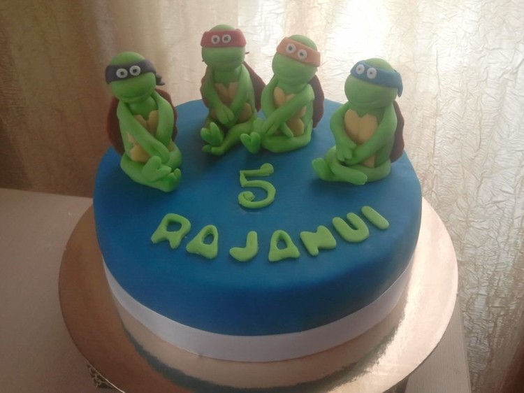 Birthday Cake with Turtle Ninja