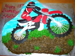 Dirt cake – motorcycle