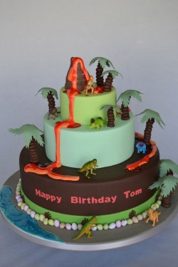 Fondant Dinosaur Cake