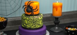 Halloween Cake with Spider