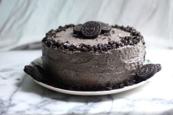 Oreo cake decoration idea