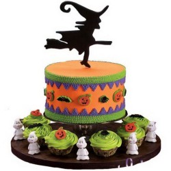 Pretty Halloween Cake