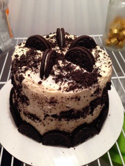 Small Oreo Cake