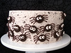 Spider Oreo Cake