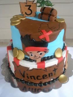 2 tiers Pirate Cake