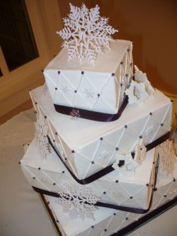 4 Tiers Christmas Cake