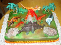 Cake with Dinosaurs