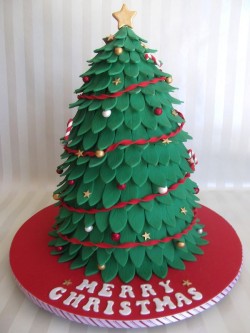 Christmas Tree Cake