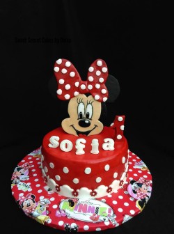 Minie Birthday Cake