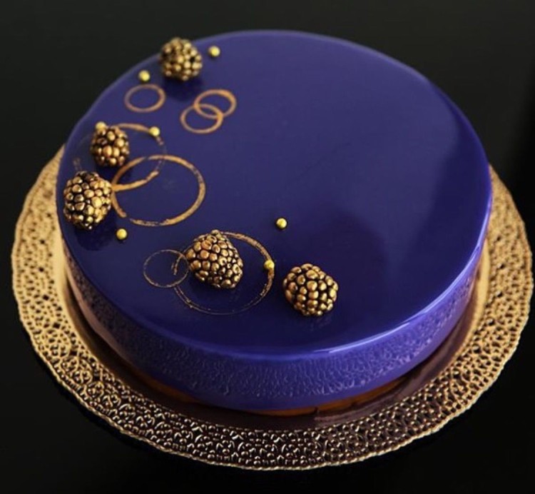 Blue glaze cake