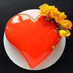 Glaze Valentine Day Cake